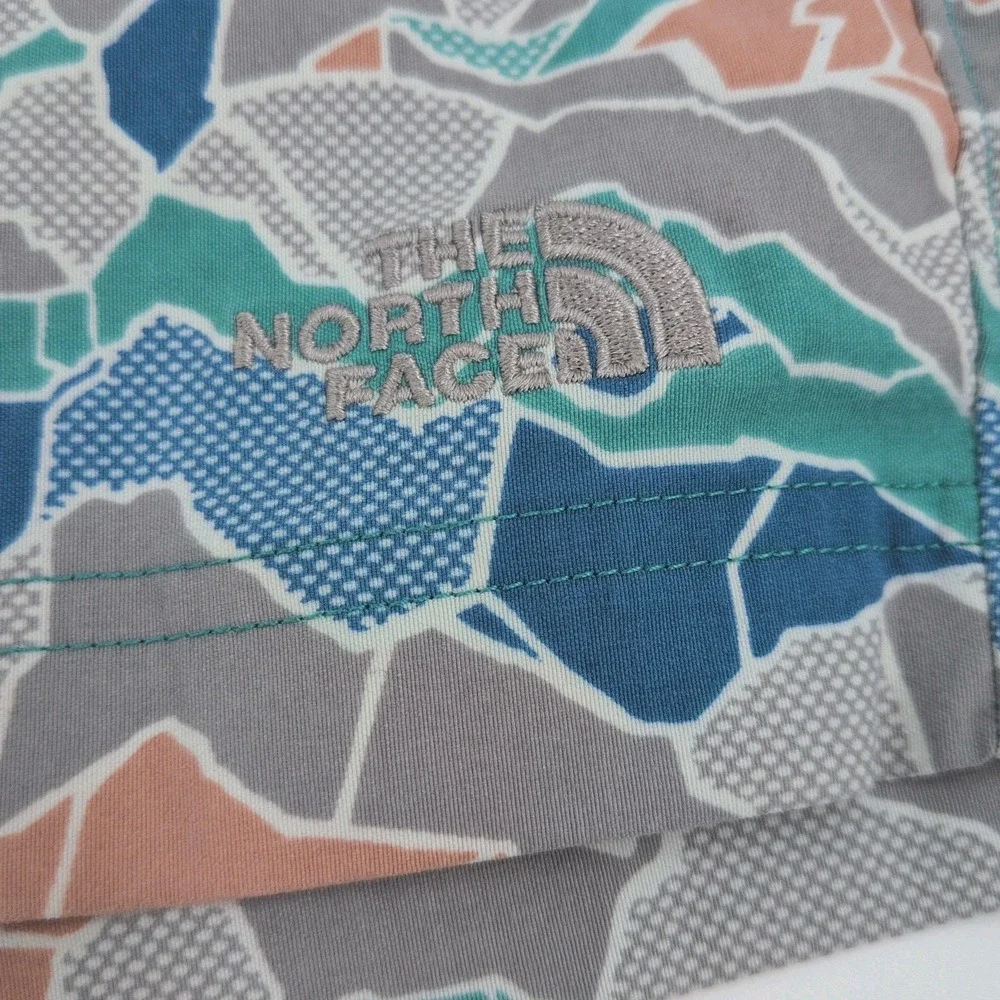 The North Face Mens Mountain Board Camouflage Shorts Swim Trunks Size XL UPF 50